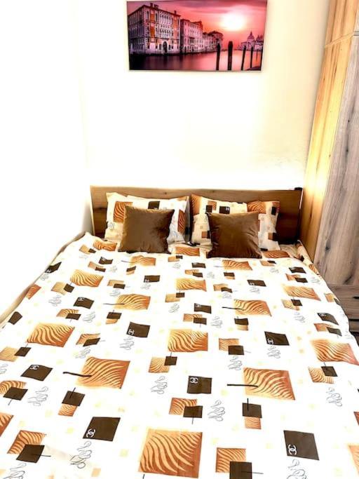 Green Park Apartment - Brand New Studio! Rusçuk Dış mekan fotoğraf